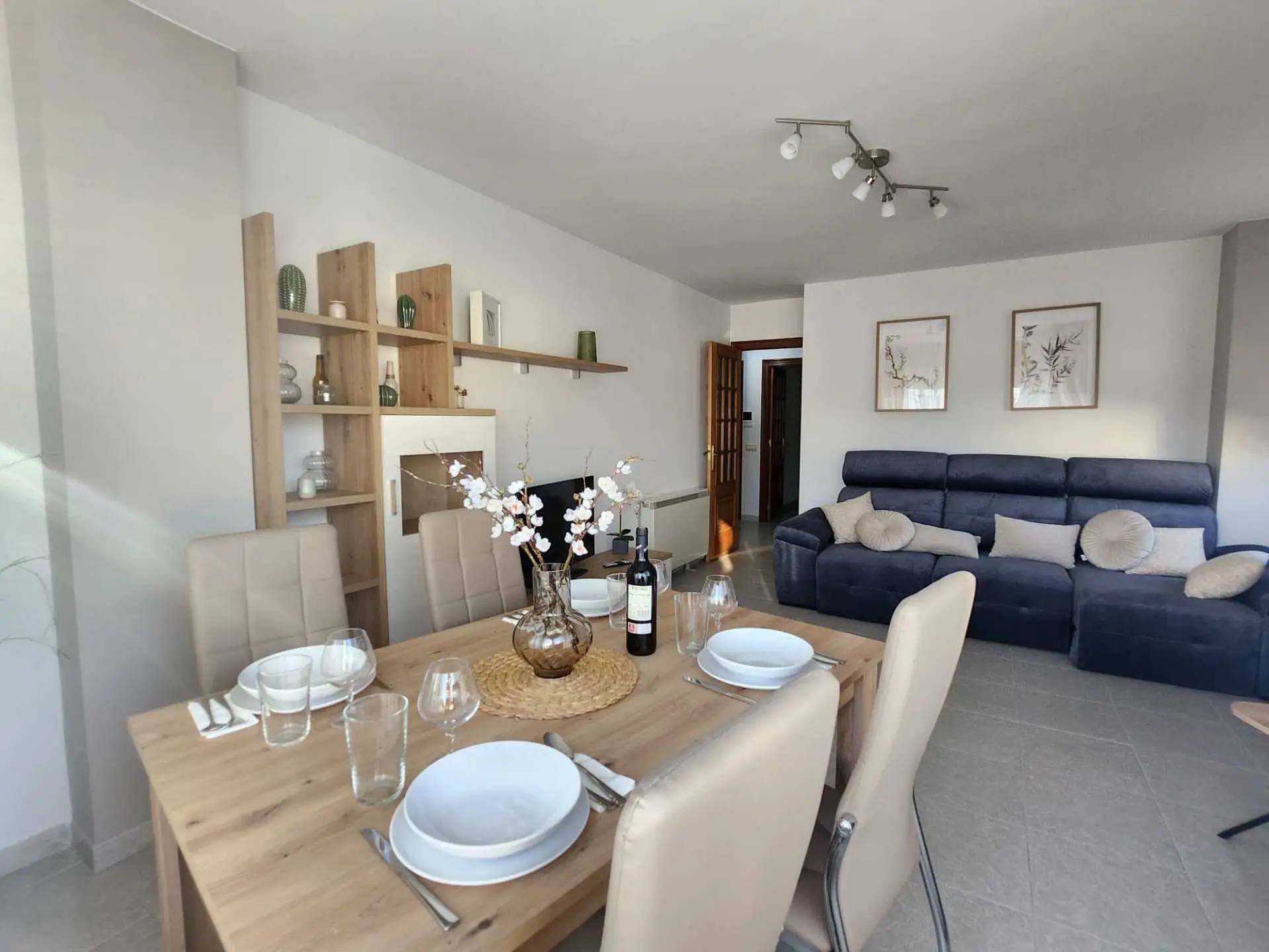 Salón apartamento km115 credencial en sarria